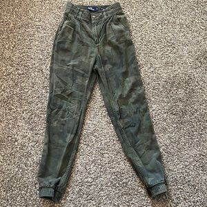 Camoflauge jogger